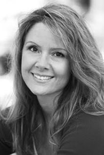 elsie elmore author bio picture